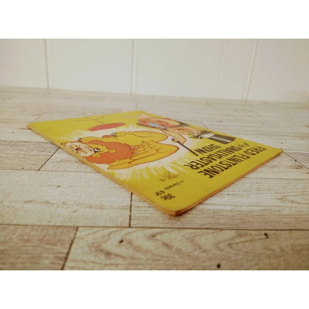 Fred‎ Flintstone Snallygaster Show 1972 Paperback Horace J Elias retro cartoon